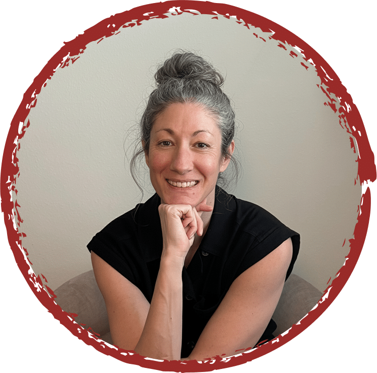 suzy daren photo wearing black